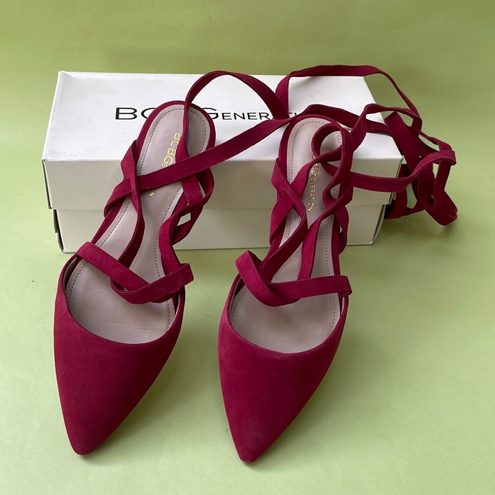 New burgundy/gold BCBGENERATION leather flats
